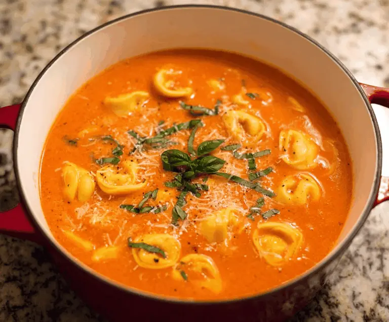 Creamy Tomato Tortellini Soup