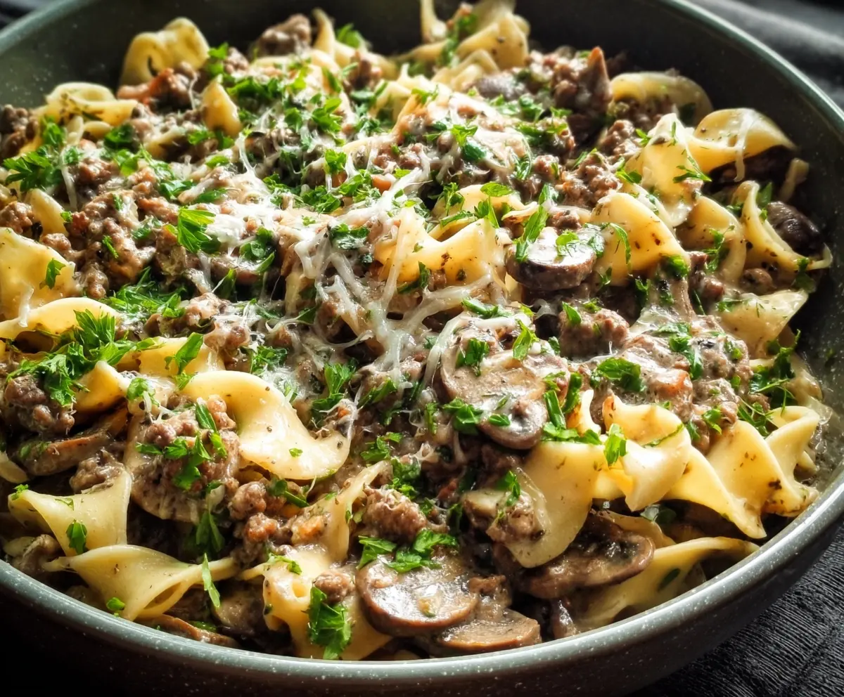 Easy Ground Beef Stroganoff
